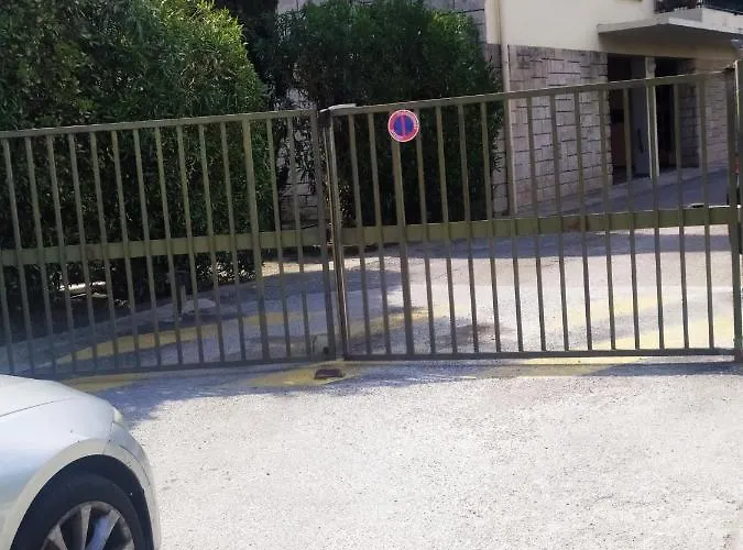 Chez Michel & Jenny 100m2 Parking Gratuit Apartment