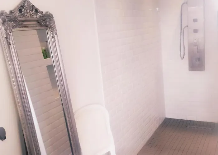 Chez Michel&jenny 100m2 Parking Gratuit Appartement